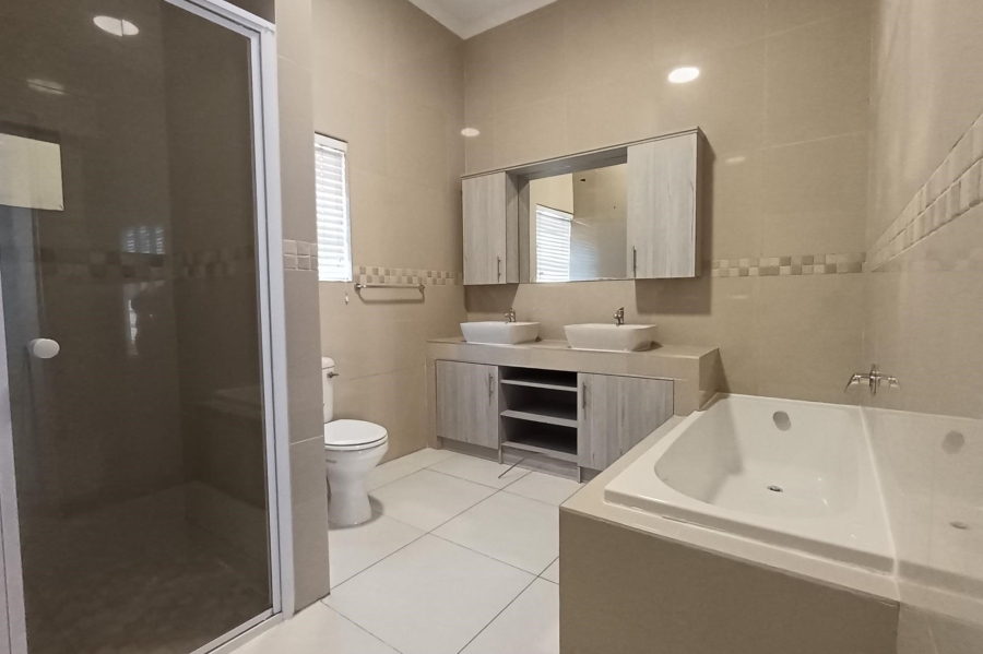 3 Bedroom Property for Sale in Laguna Sands Western Cape